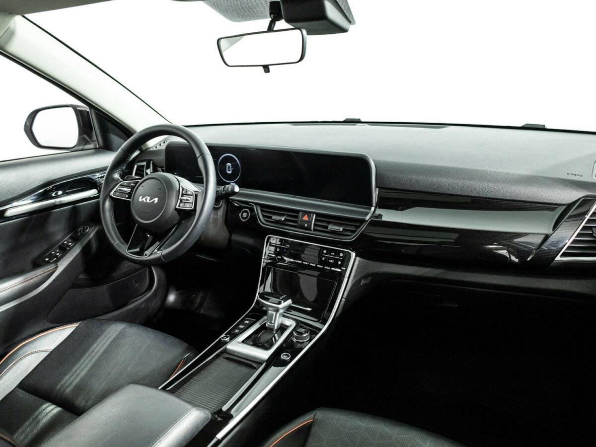 Kia Seltos 2024 года с пробегом. Фото: #9