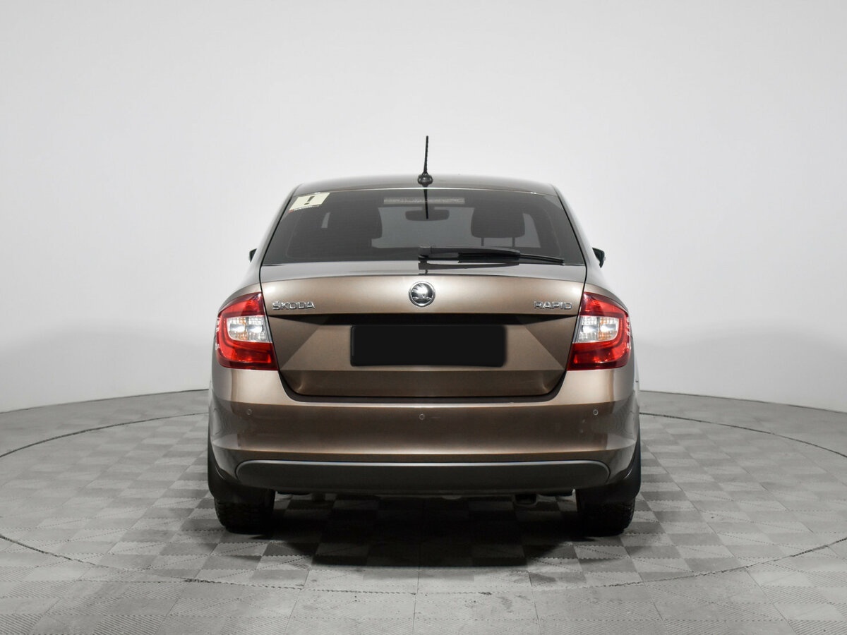 Б/У Шкода Рапид 2018 года. Фото: #5