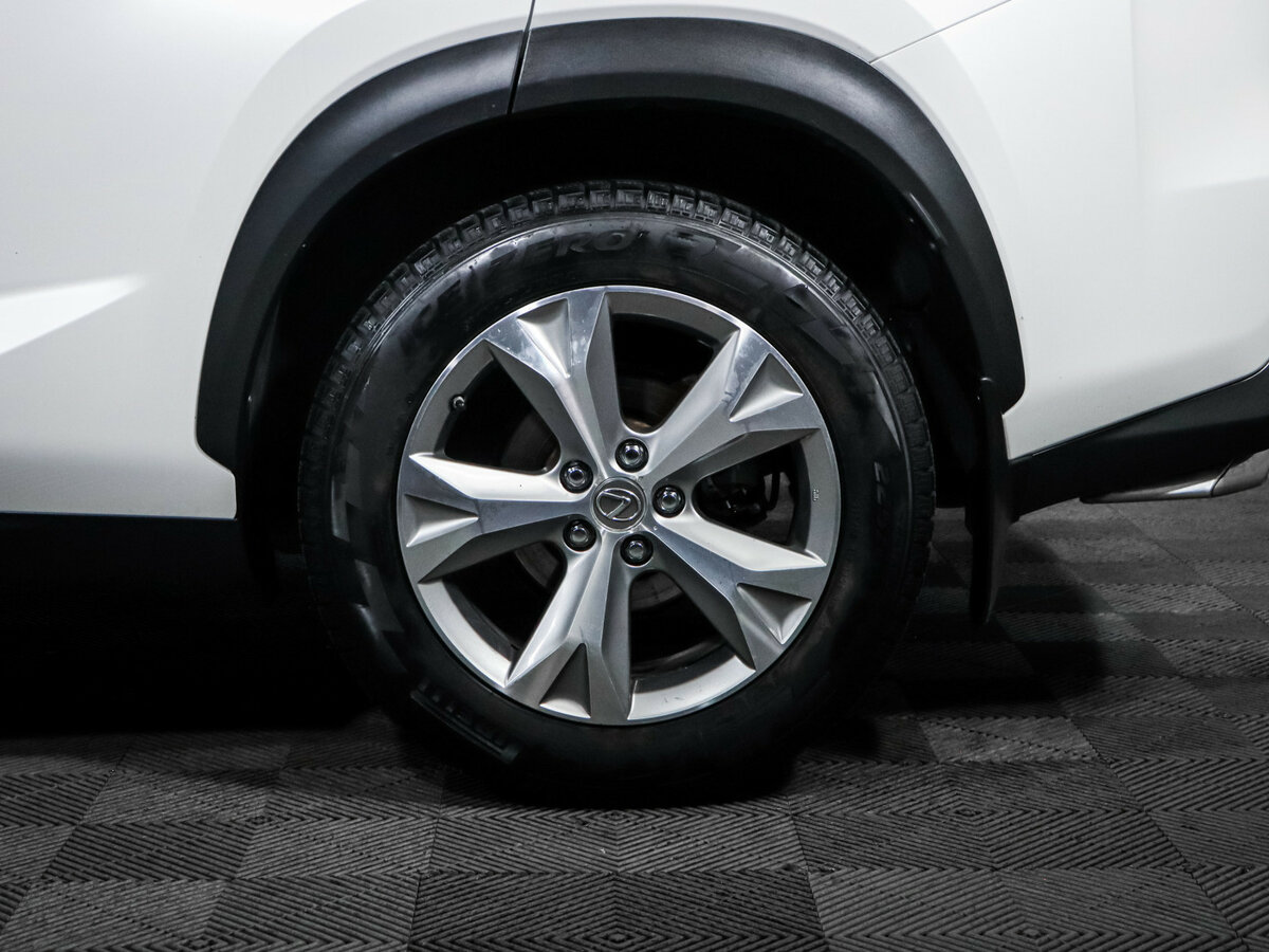 Lexus NX 2015 года с пробегом. Фото: #11