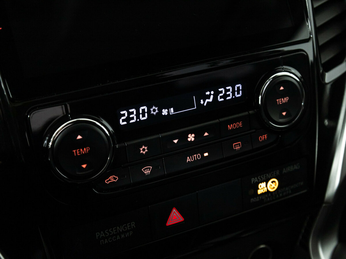 Mitsubishi Pajero Sport 2018 года с пробегом. Фото: #13