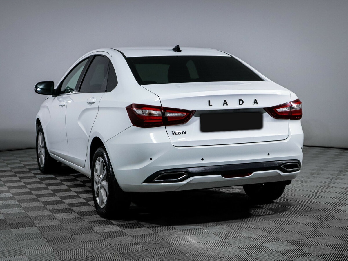 Lada (ВАЗ) Vesta 2023 года с пробегом. Фото: #5