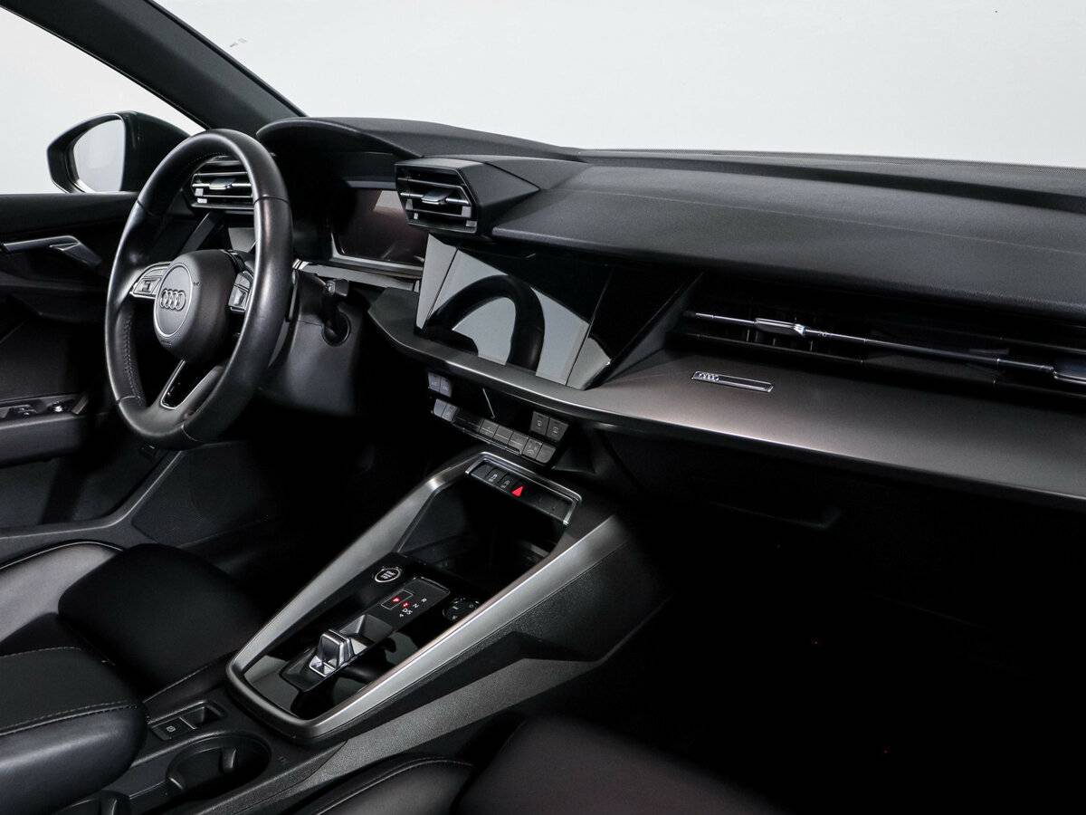 Audi A3 2021 года с пробегом. Фото: #6