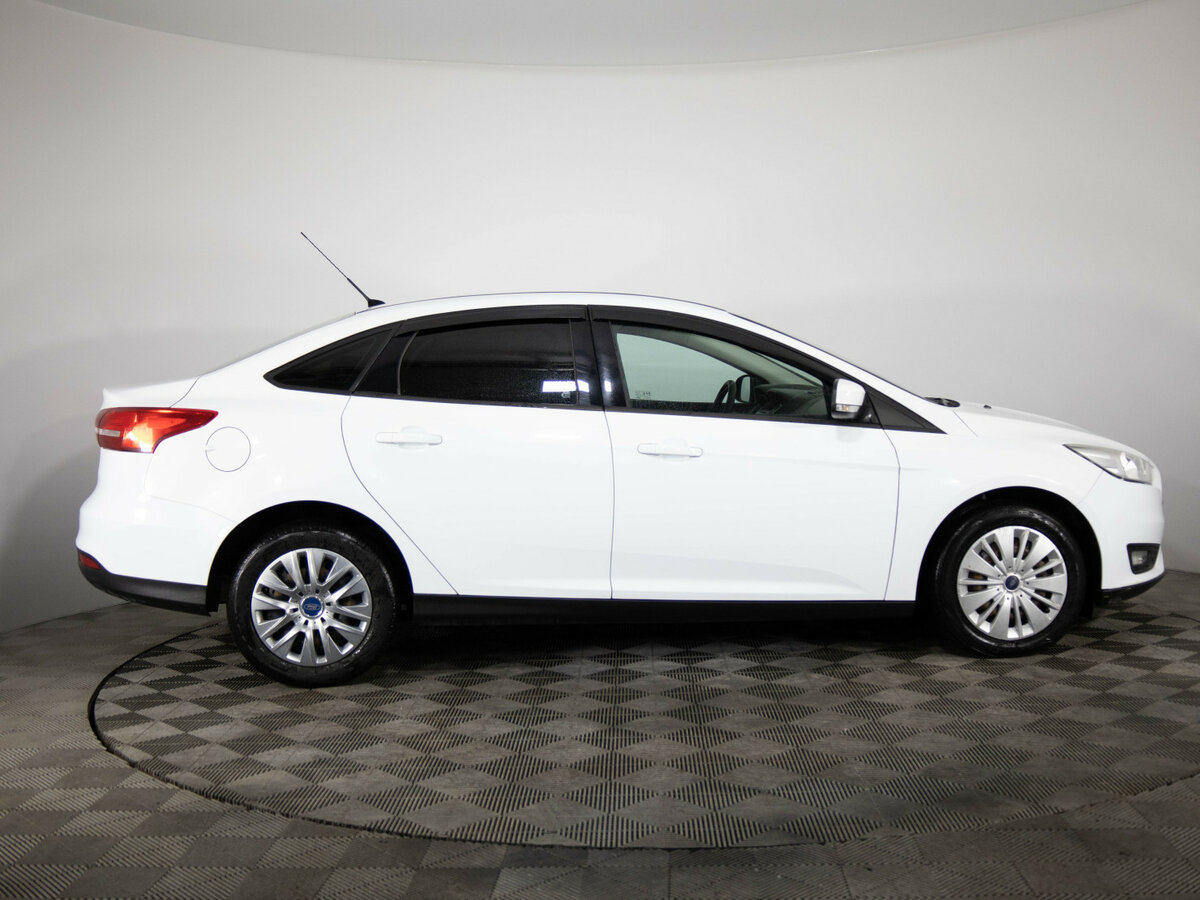 Ford Focus 2016 года с пробегом. Фото: #3