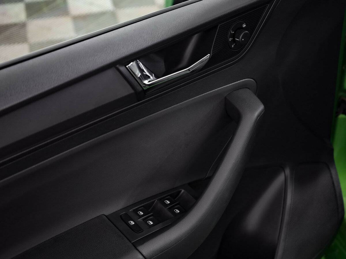 Skoda Rapid 2018 года с пробегом. Фото: #10