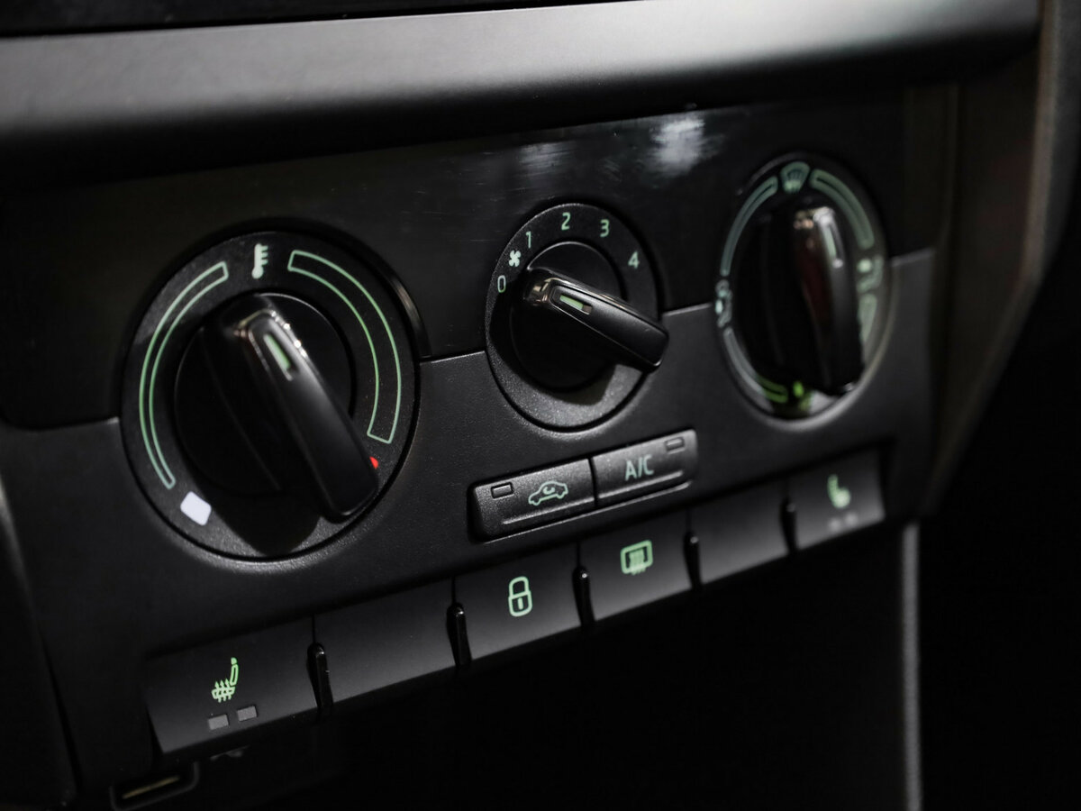 Skoda Rapid 2018 года с пробегом. Фото: #13