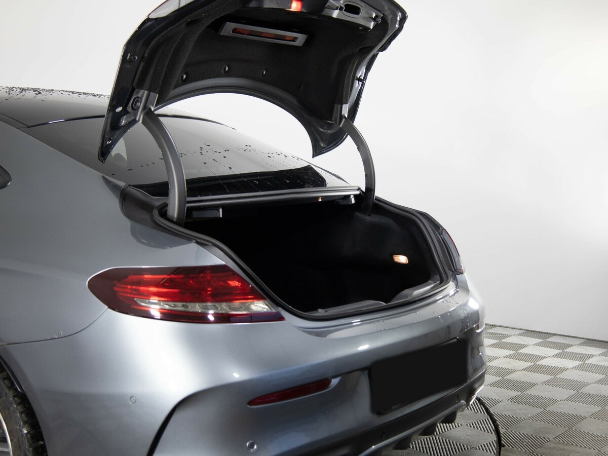 Mercedes-Benz C-Класс 2017 года с пробегом. Фото: #17