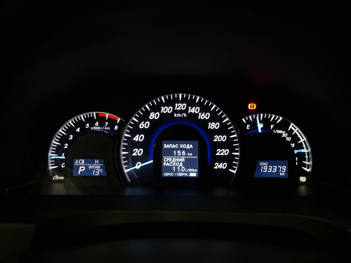 Toyota Camry 2013 года с пробегом. Фото: #12