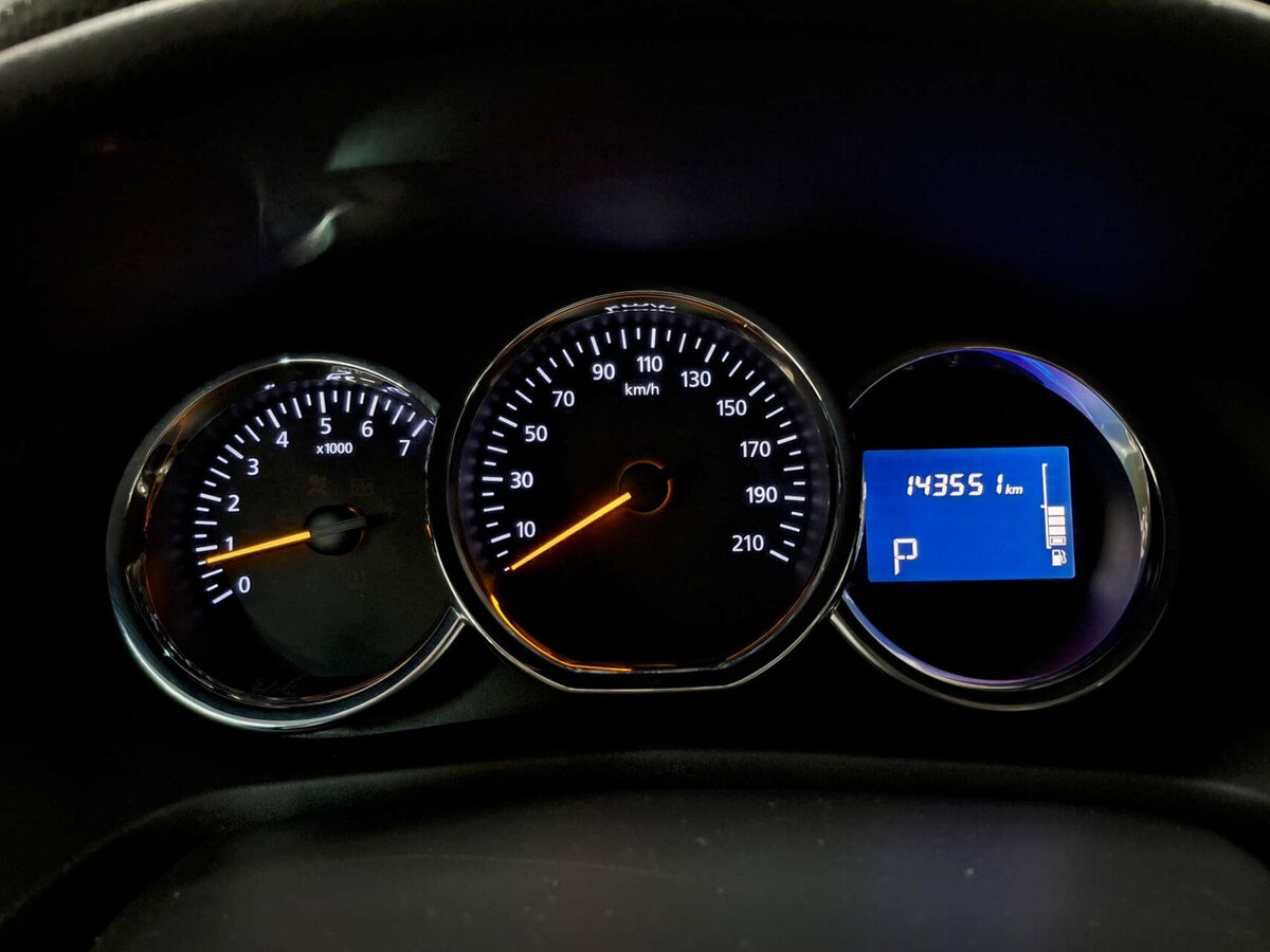 Renault Logan 2017 года с пробегом. Фото: #12