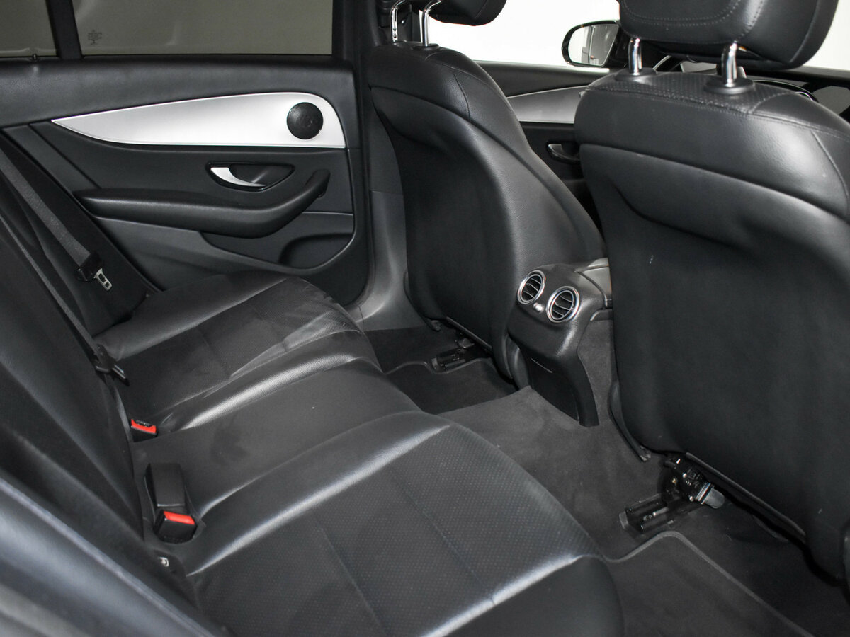 Mercedes-Benz E-Класс 2016 года с пробегом. Фото: #12