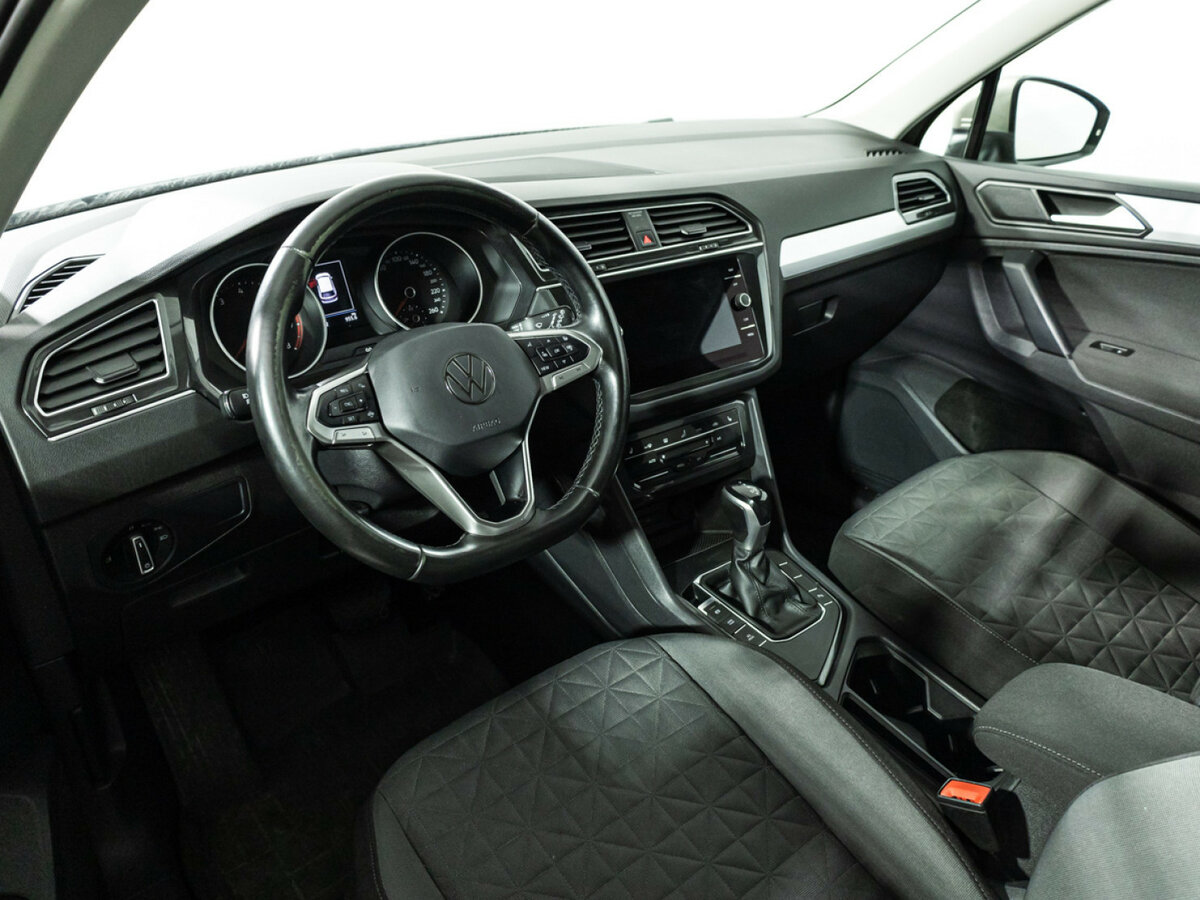 Volkswagen Tiguan 2021 года с пробегом. Фото: #10