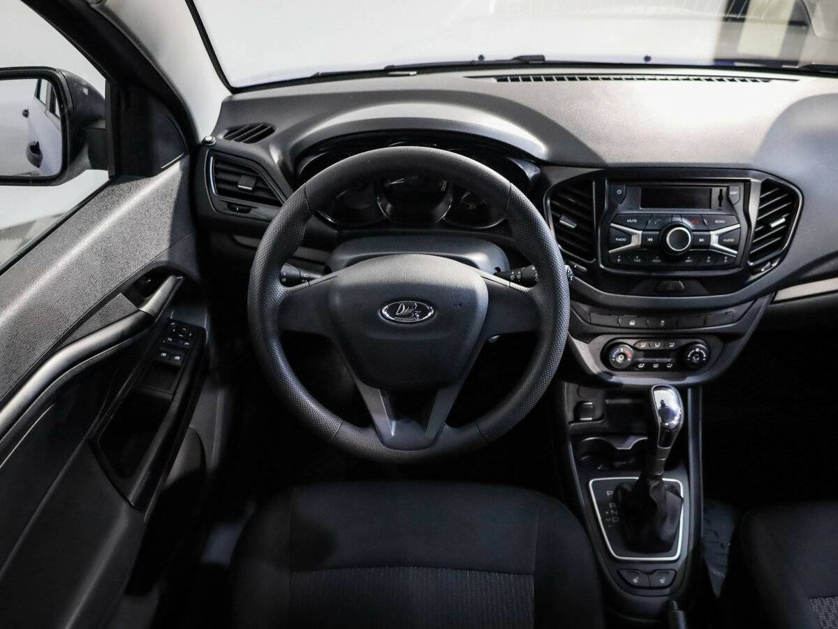 Б/У Лада (ВАЗ) Веста 2020 года. Фото: #8