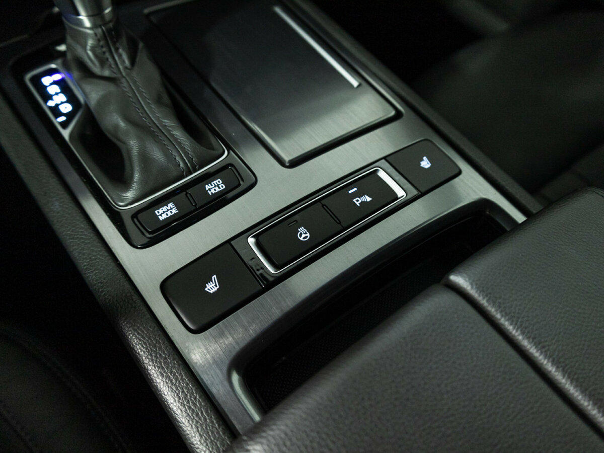 Hyundai Genesis 2015 года с пробегом. Фото: #21