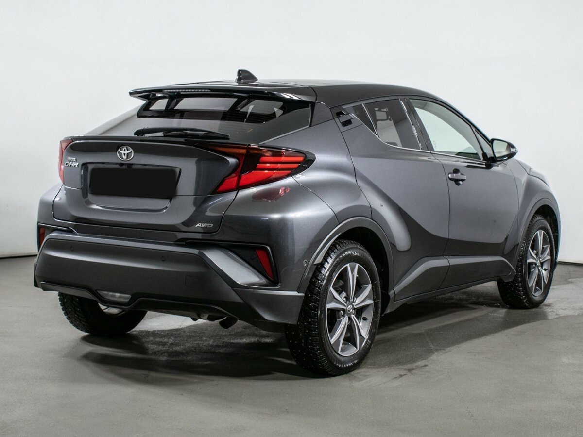 Toyota C-HR 2020 года с пробегом. Фото: #4