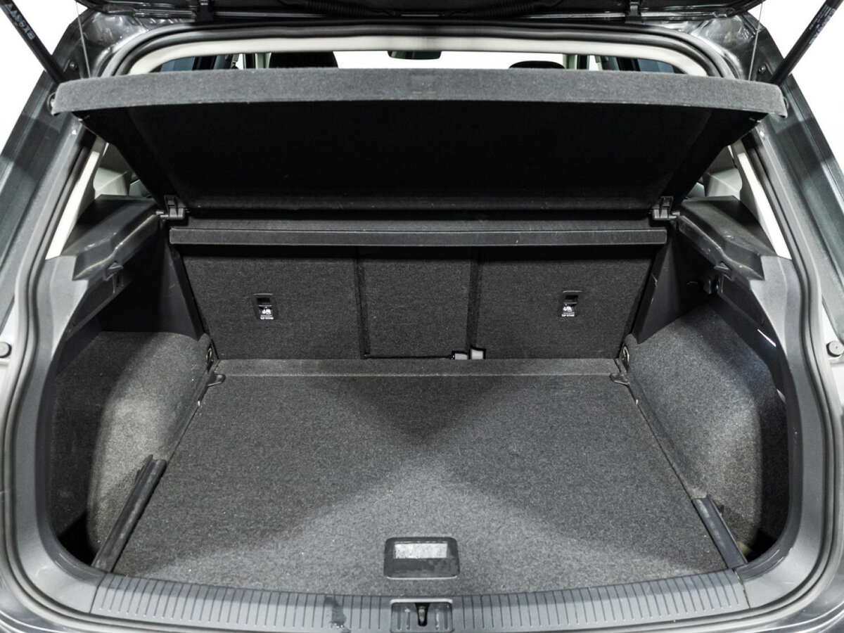 Volkswagen Tiguan 2022 года с пробегом. Фото: #17