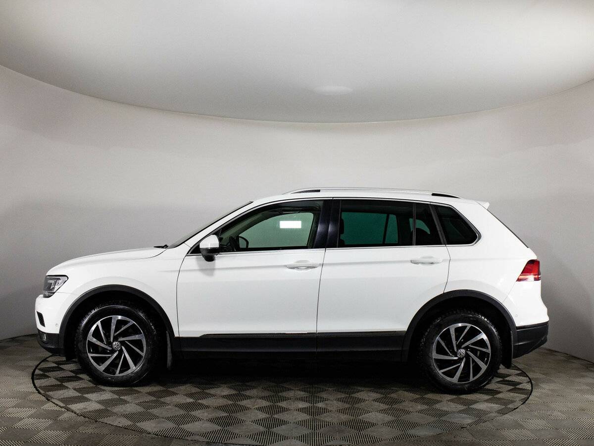 Volkswagen Tiguan 2018 года с пробегом. Фото: #7