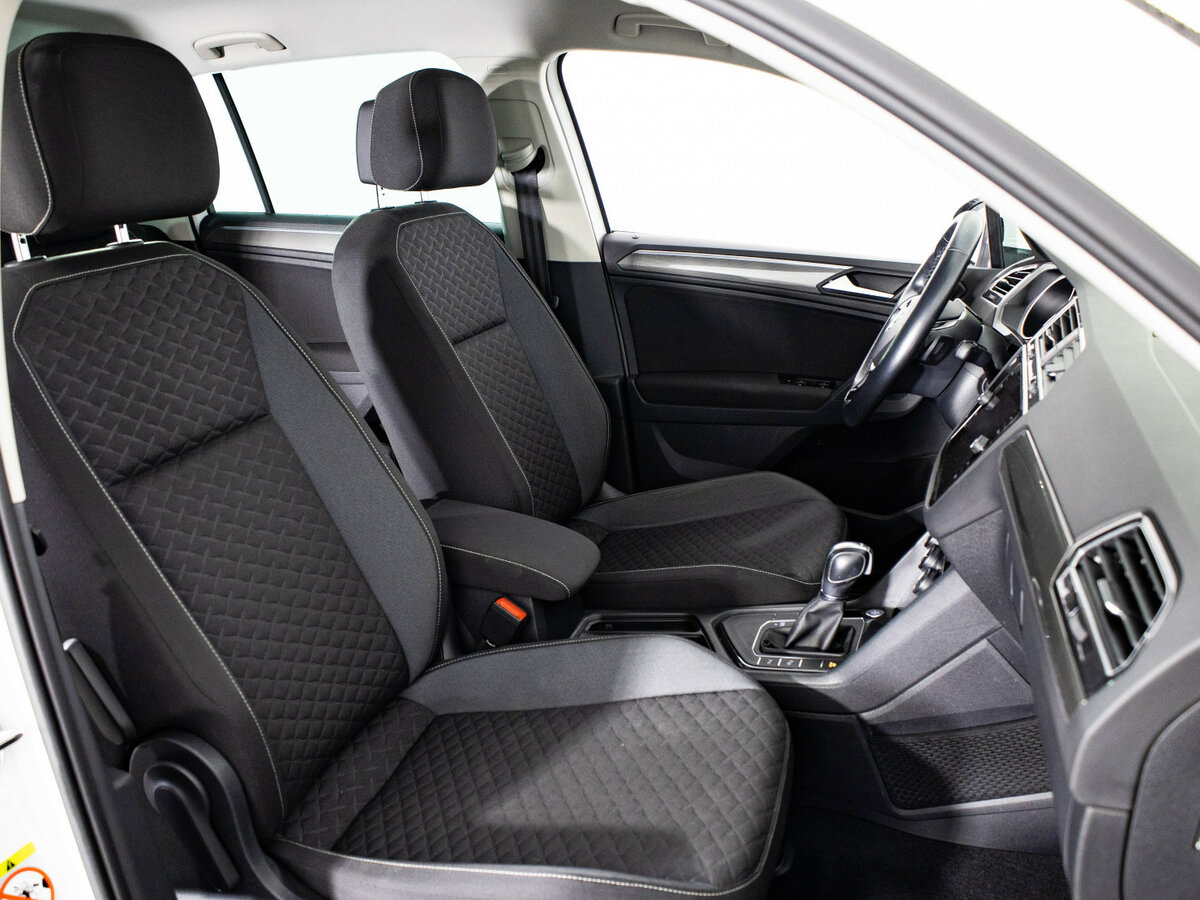 Volkswagen Tiguan 2018 года с пробегом. Фото: #12