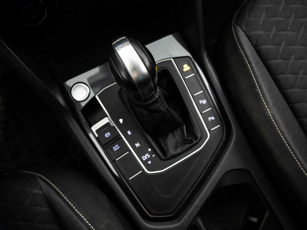 Volkswagen Tiguan 2018 года с пробегом. Фото: #18