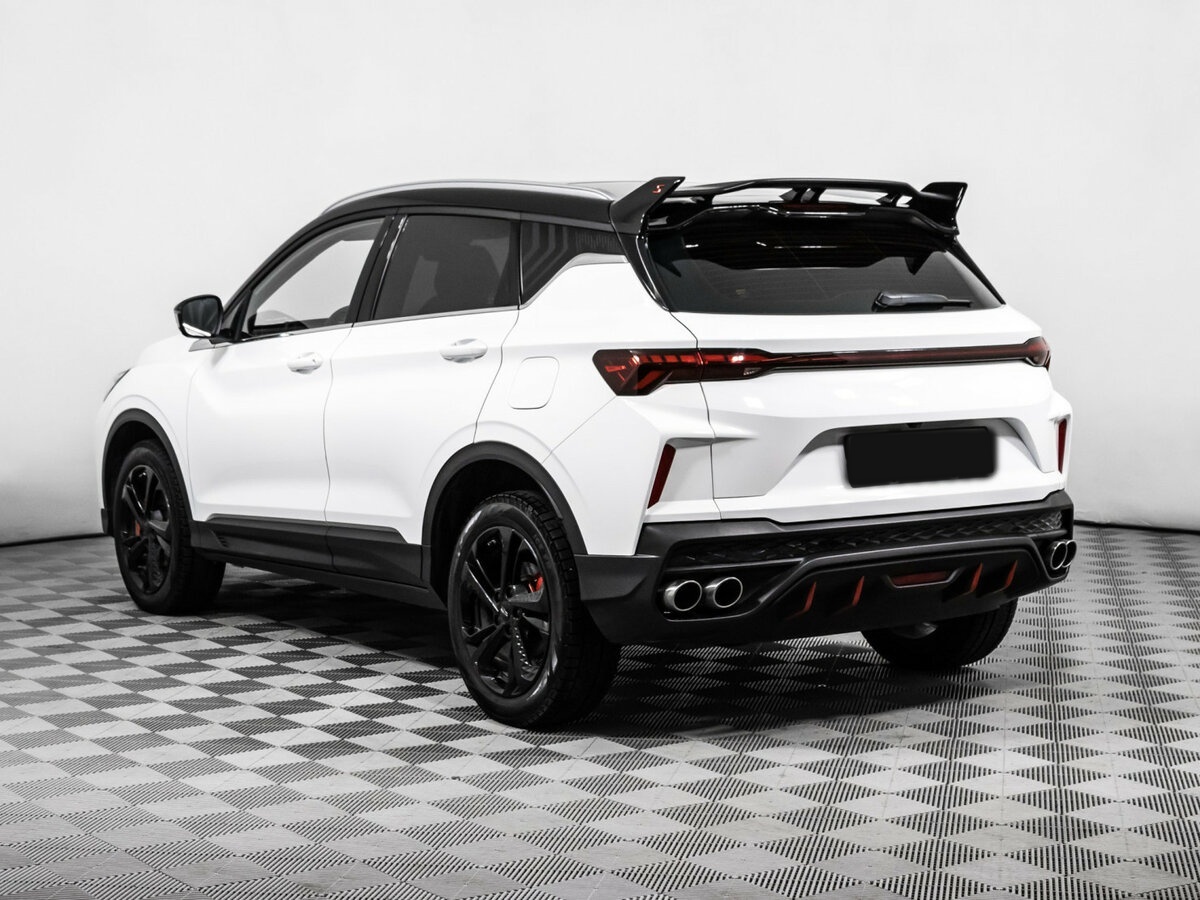 Geely Coolray 2023 года с пробегом. Фото: #5