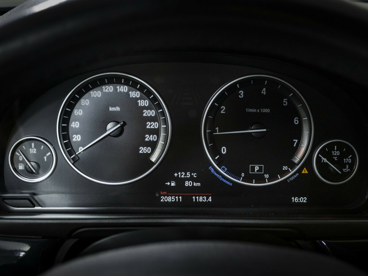 BMW 5 серии 2015 года с пробегом. Фото: #8