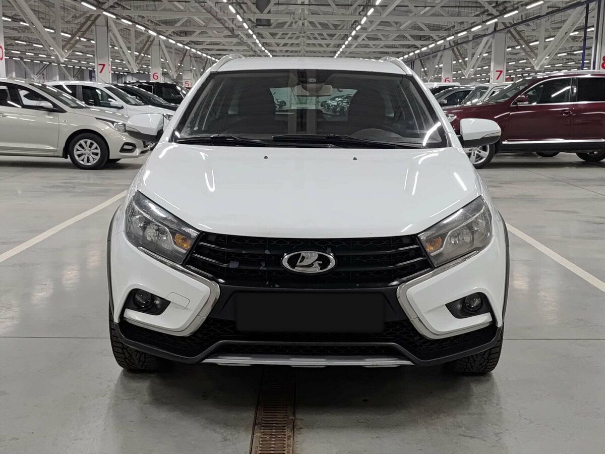 Lada (ВАЗ) Vesta 2018 года с пробегом. Фото: #1