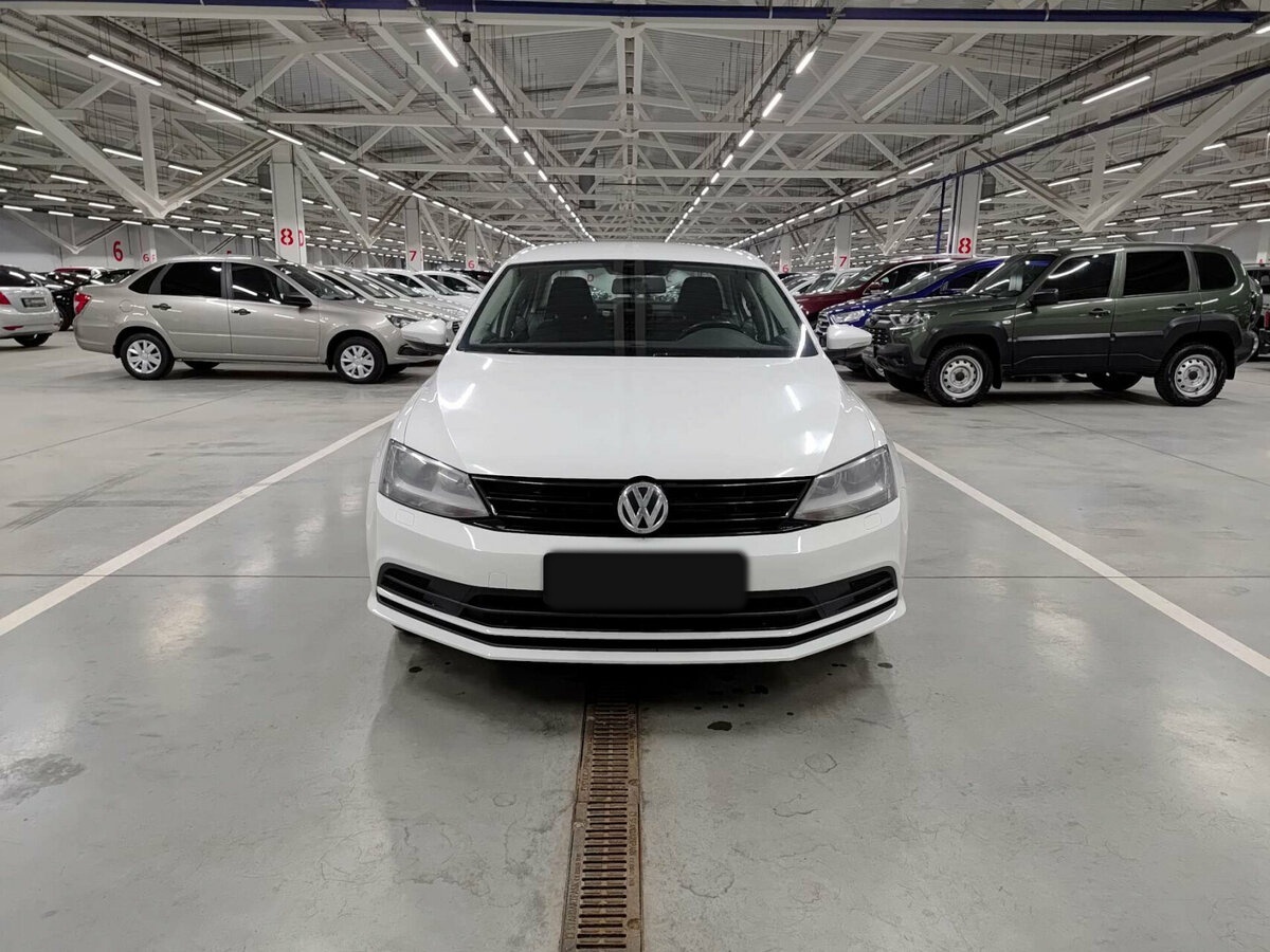Volkswagen Jetta 2016 года с пробегом. Фото: #1