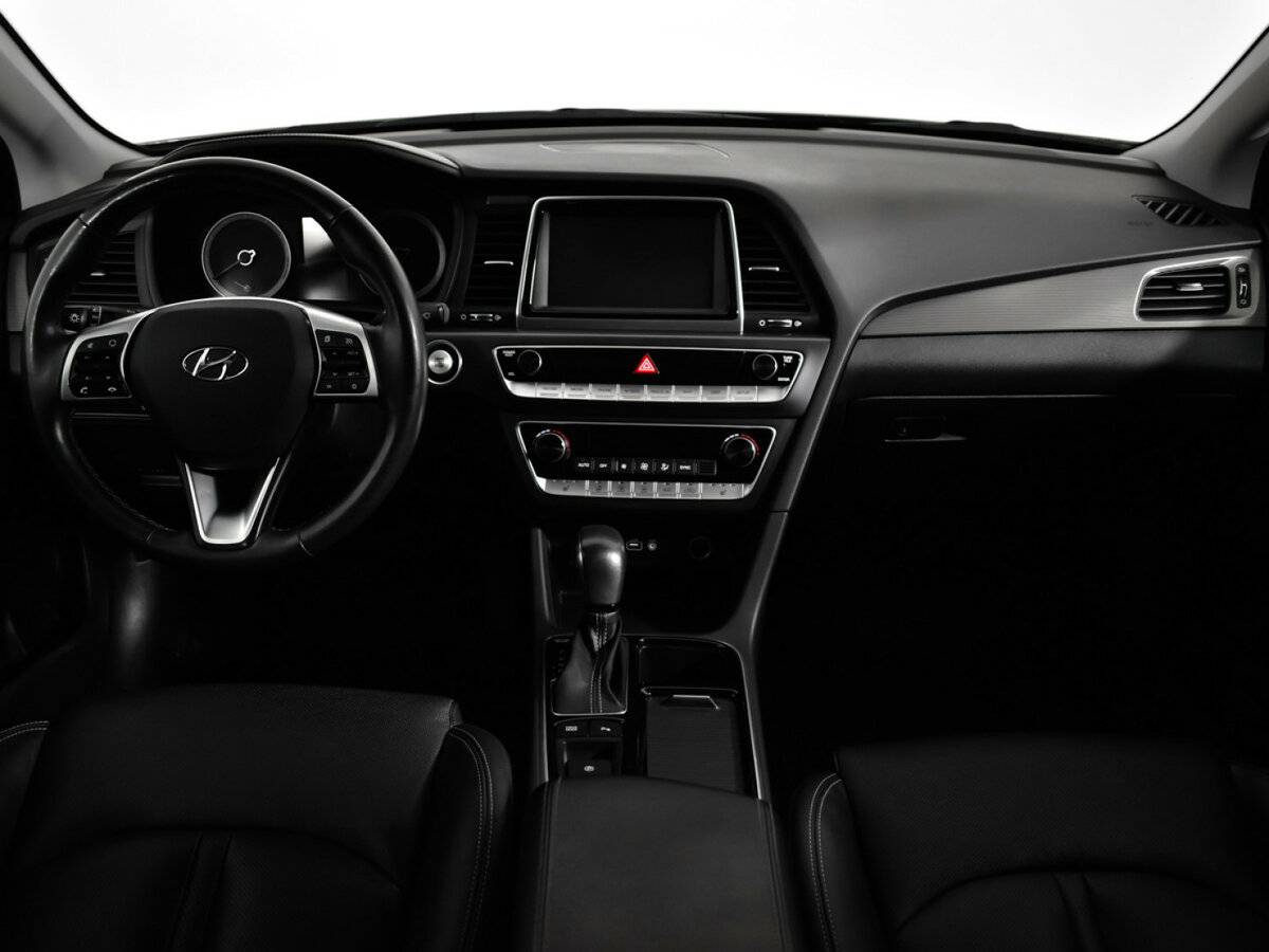Hyundai Sonata 2018 года с пробегом. Фото: #12