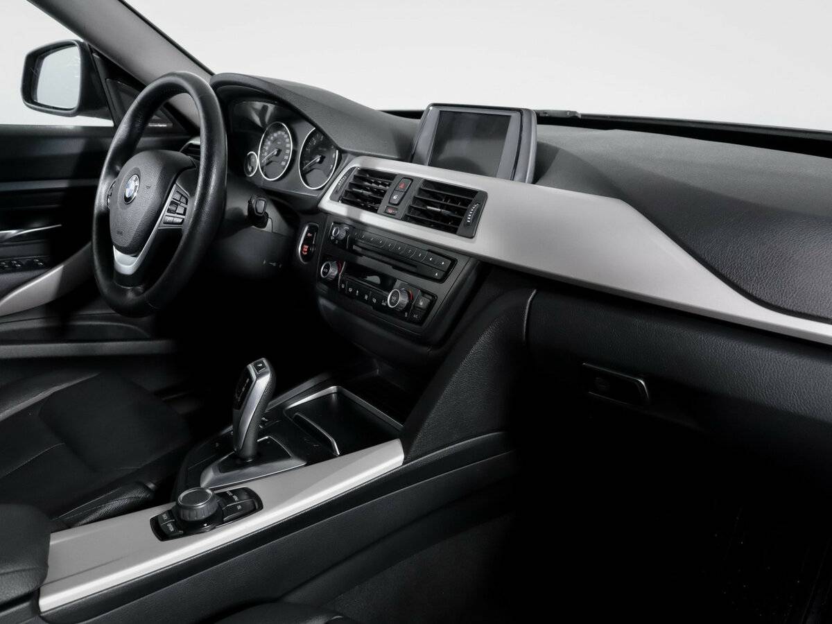 BMW 3 серии 2015 года с пробегом. Фото: #8