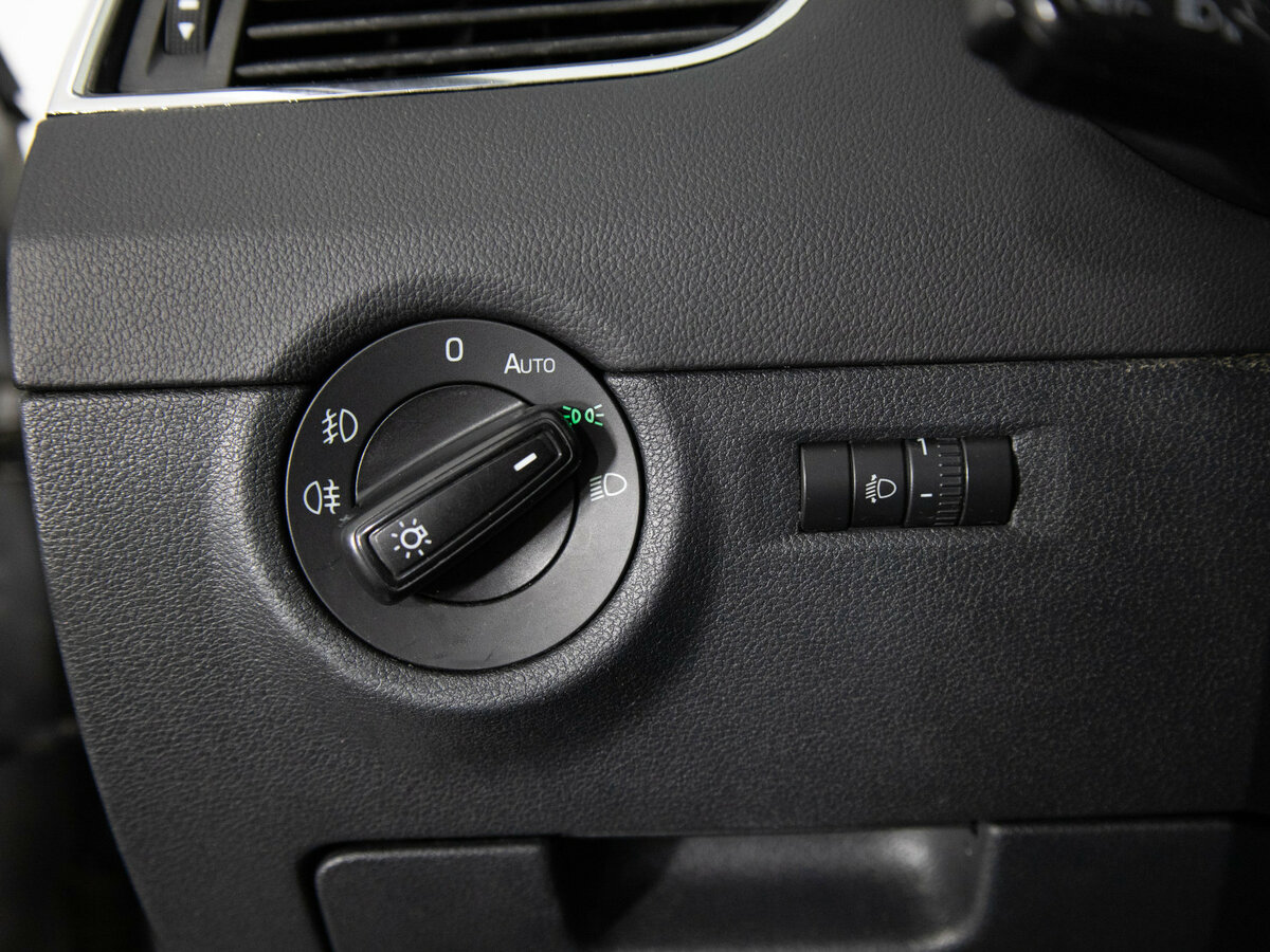 Skoda Octavia 2013 года с пробегом. Фото: #12