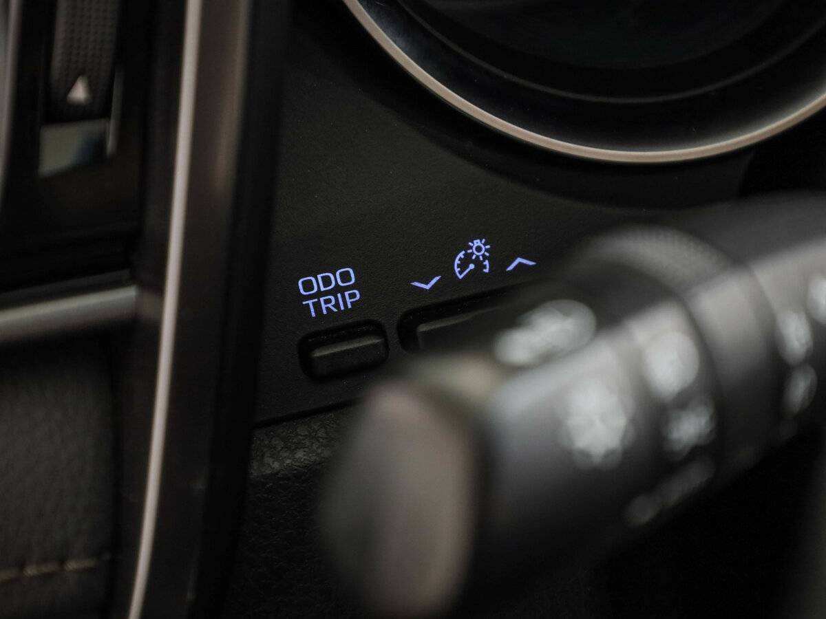 Toyota Camry 2021 года с пробегом. Фото: #24