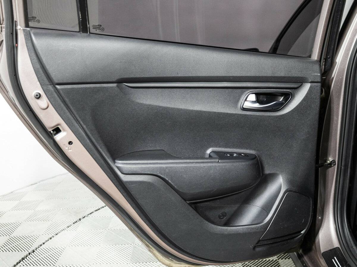 Kia Rio 2021 года с пробегом. Фото: #24