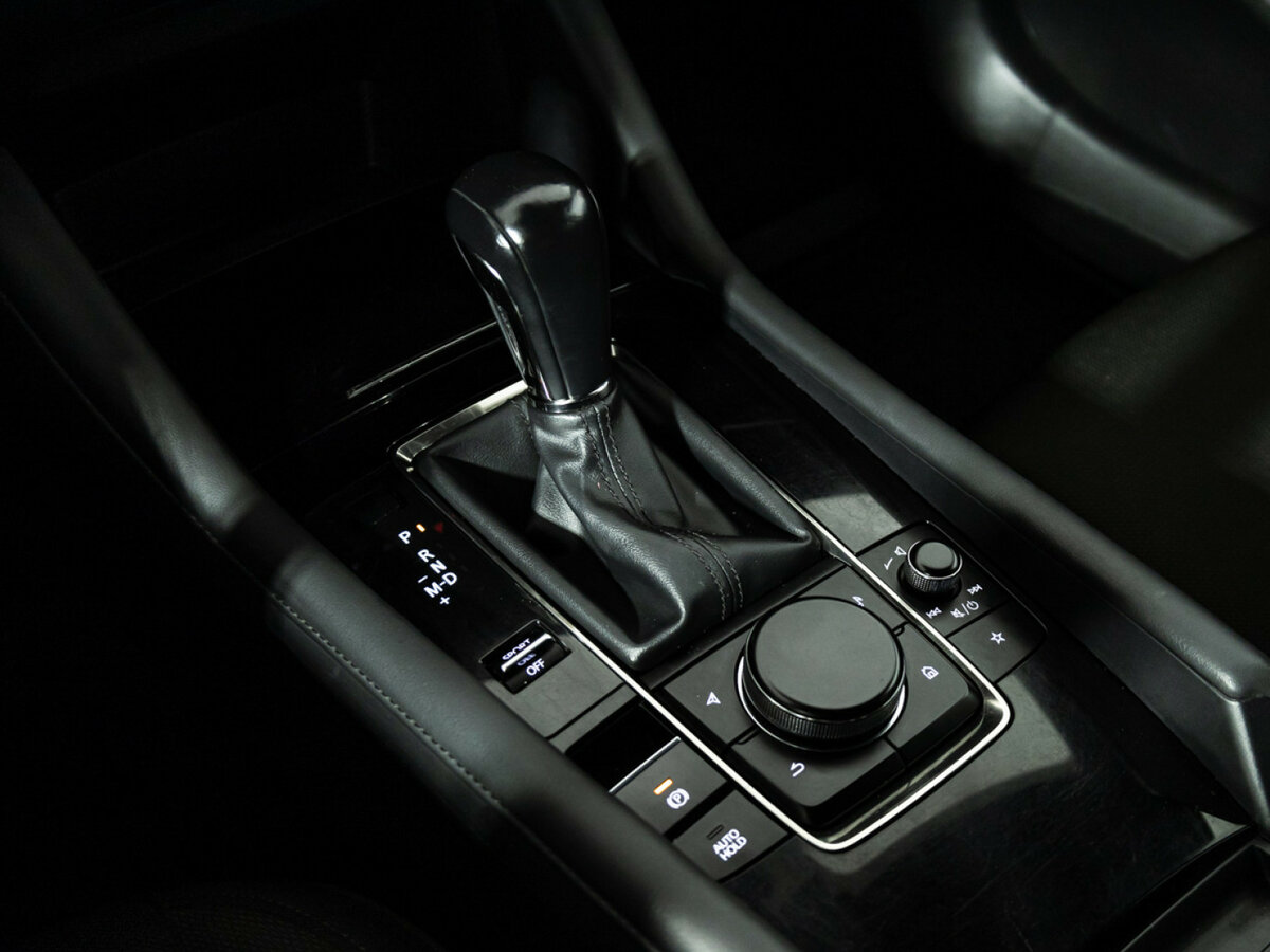 Mazda 3 2019 года с пробегом. Фото: #16