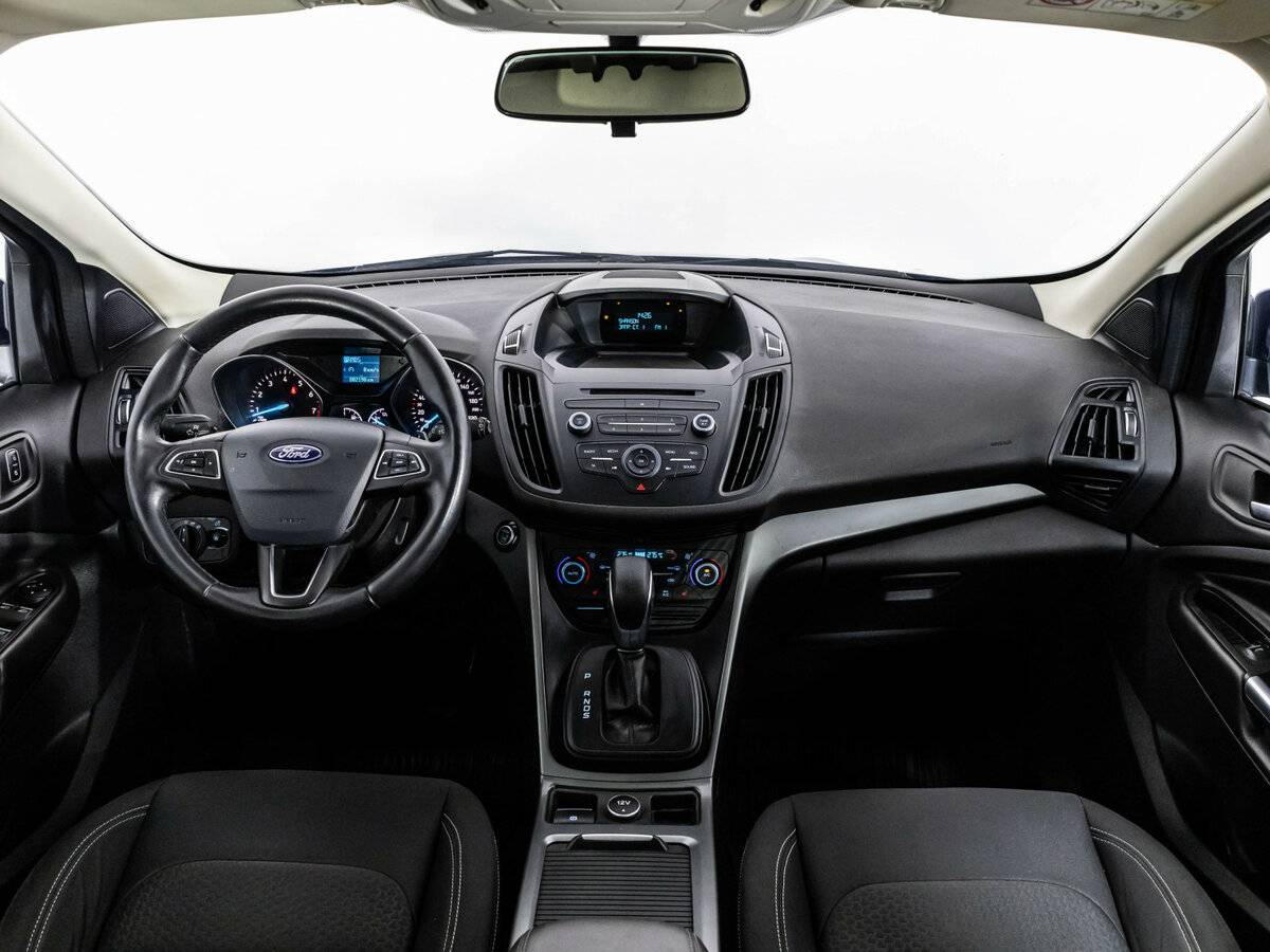 Ford Kuga 2017 года с пробегом. Фото: #7