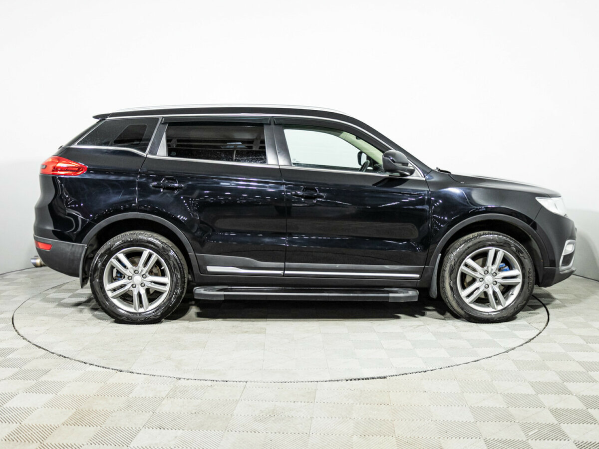 Geely Atlas 2018 года с пробегом. Фото: #3