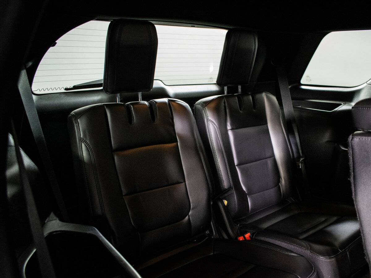 Ford Explorer 2018 года с пробегом. Фото: #8