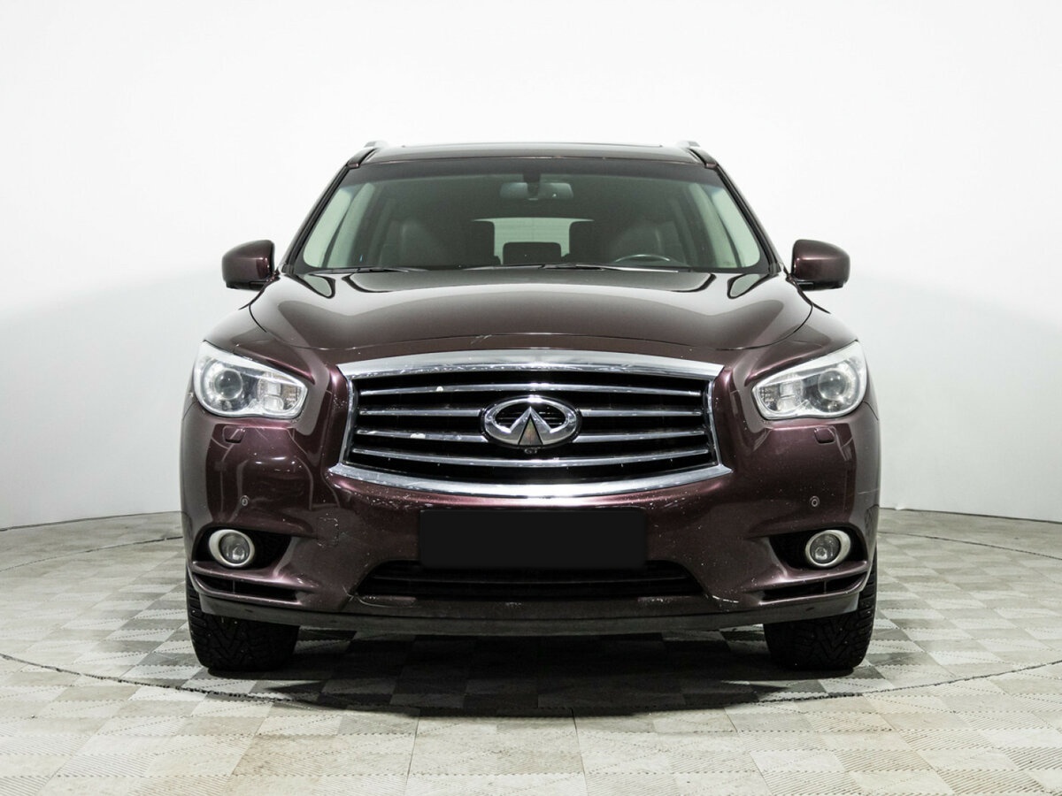 Infiniti QX60 2014 года с пробегом. Фото: #1