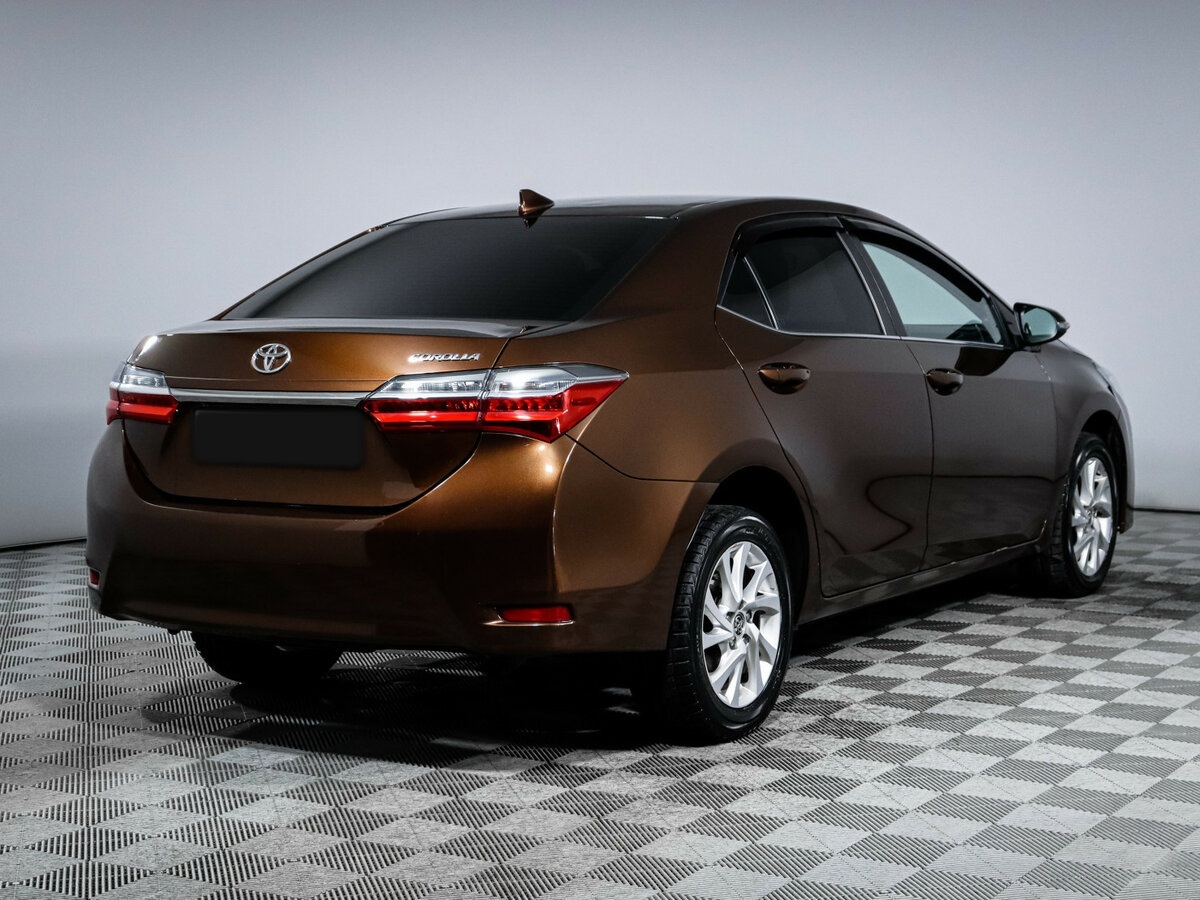 Toyota Corolla 2017 года с пробегом. Фото: #3