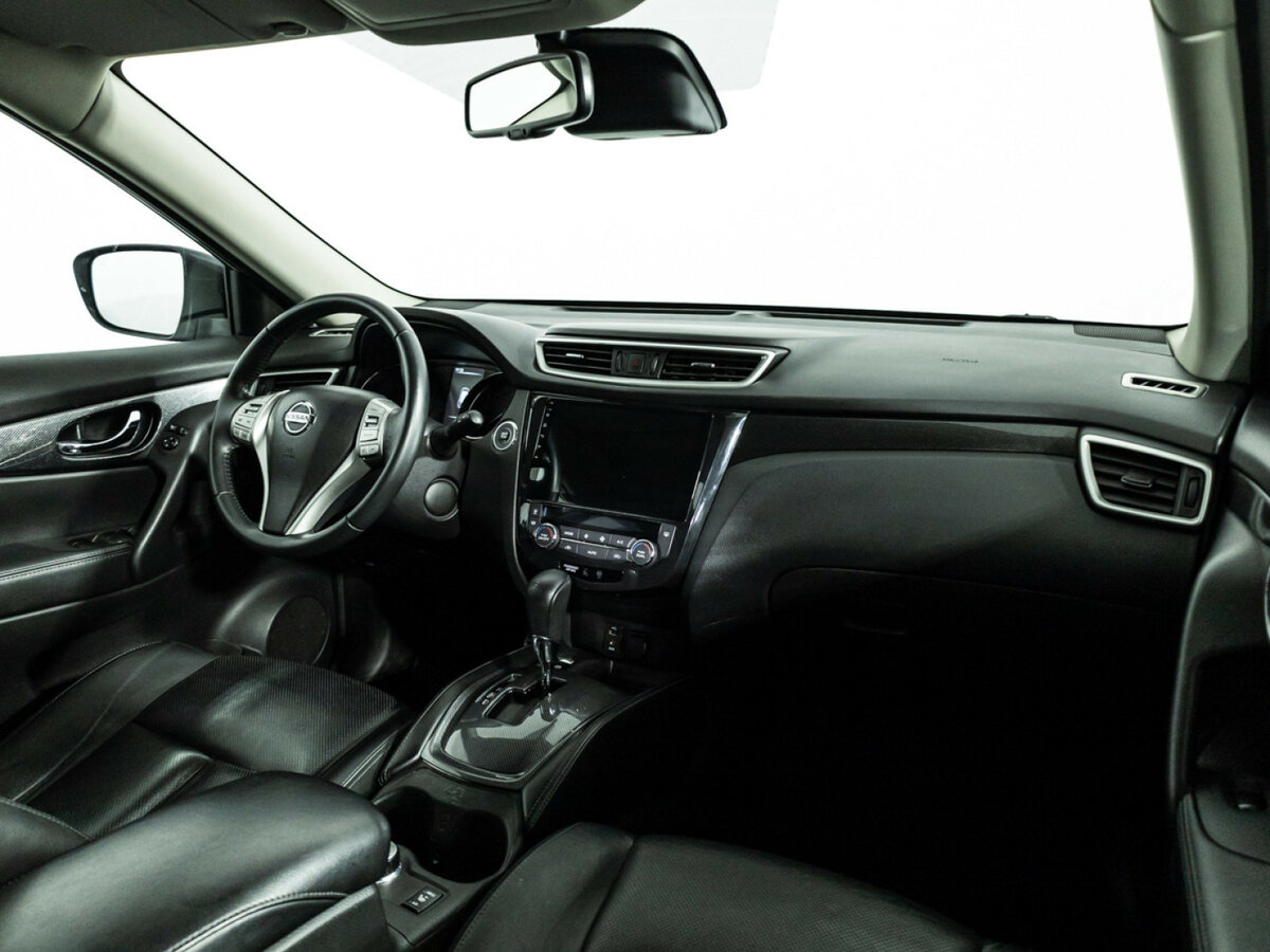 Б/У Ниссан Икс-Трейл 2017 года. Фото: #8