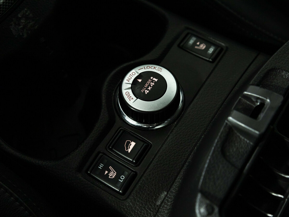 Б/У Ниссан Икс-Трейл 2017 года. Фото: #17