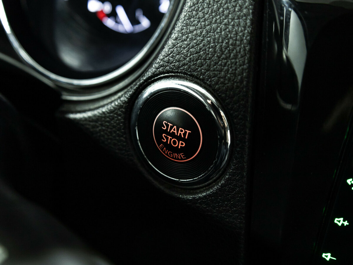 Б/У Ниссан Икс-Трейл 2017 года. Фото: #18