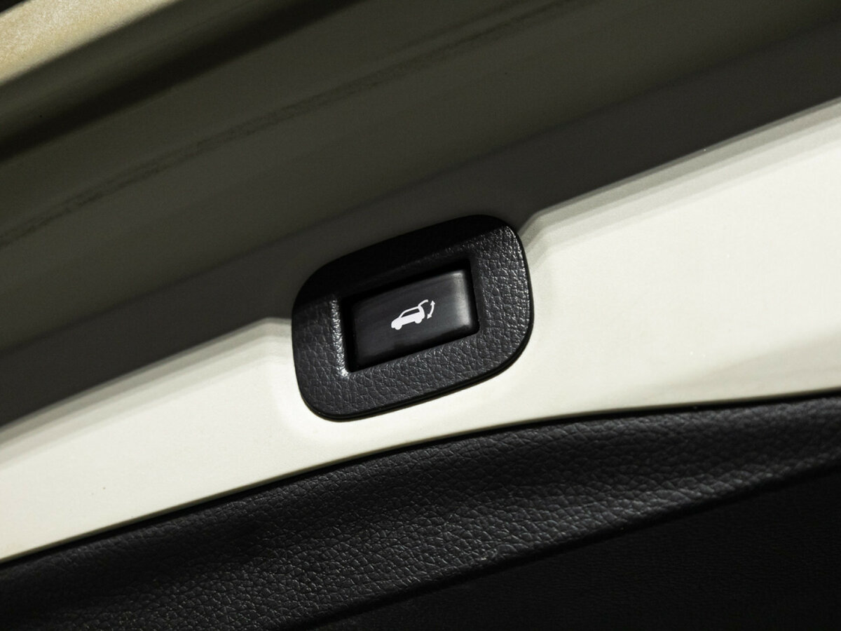 Б/У Ниссан Икс-Трейл 2017 года. Фото: #19