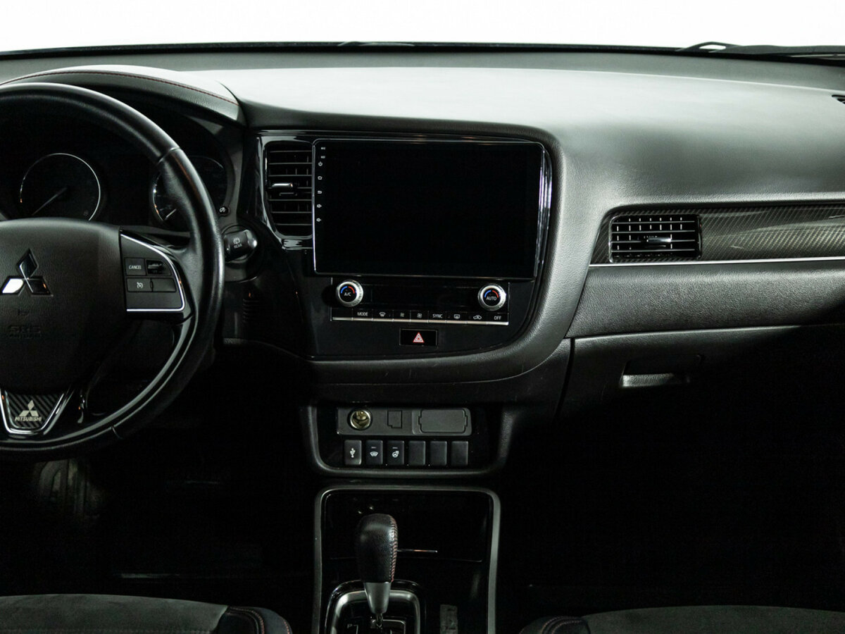 Mitsubishi Outlander 2020 года с пробегом. Фото: #13
