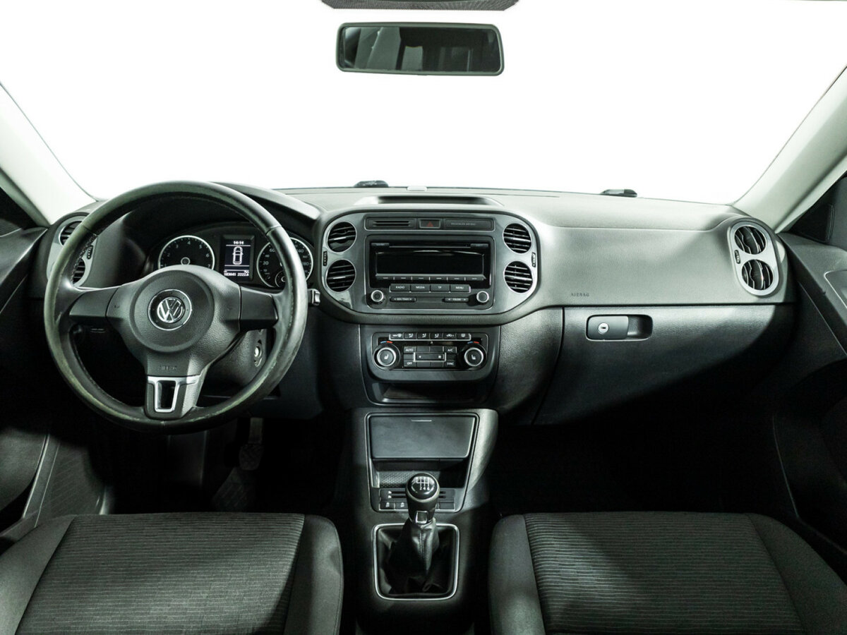 Б/У Фольксваген Тигуан 2013 года. Фото: #12