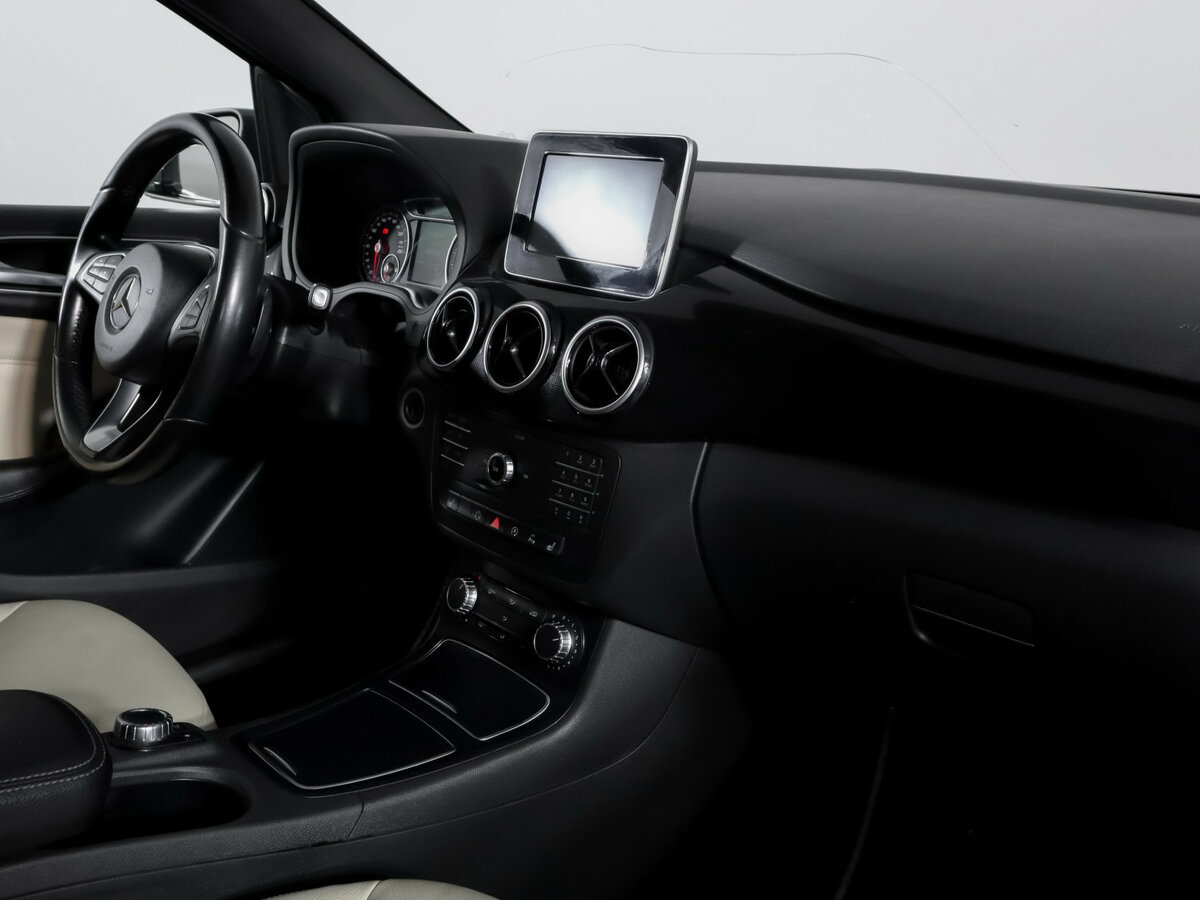 Mercedes-Benz B-Класс 2015 года с пробегом. Фото: #6