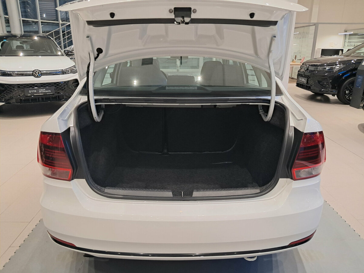 Volkswagen Polo 2017 года с пробегом. Фото: #9