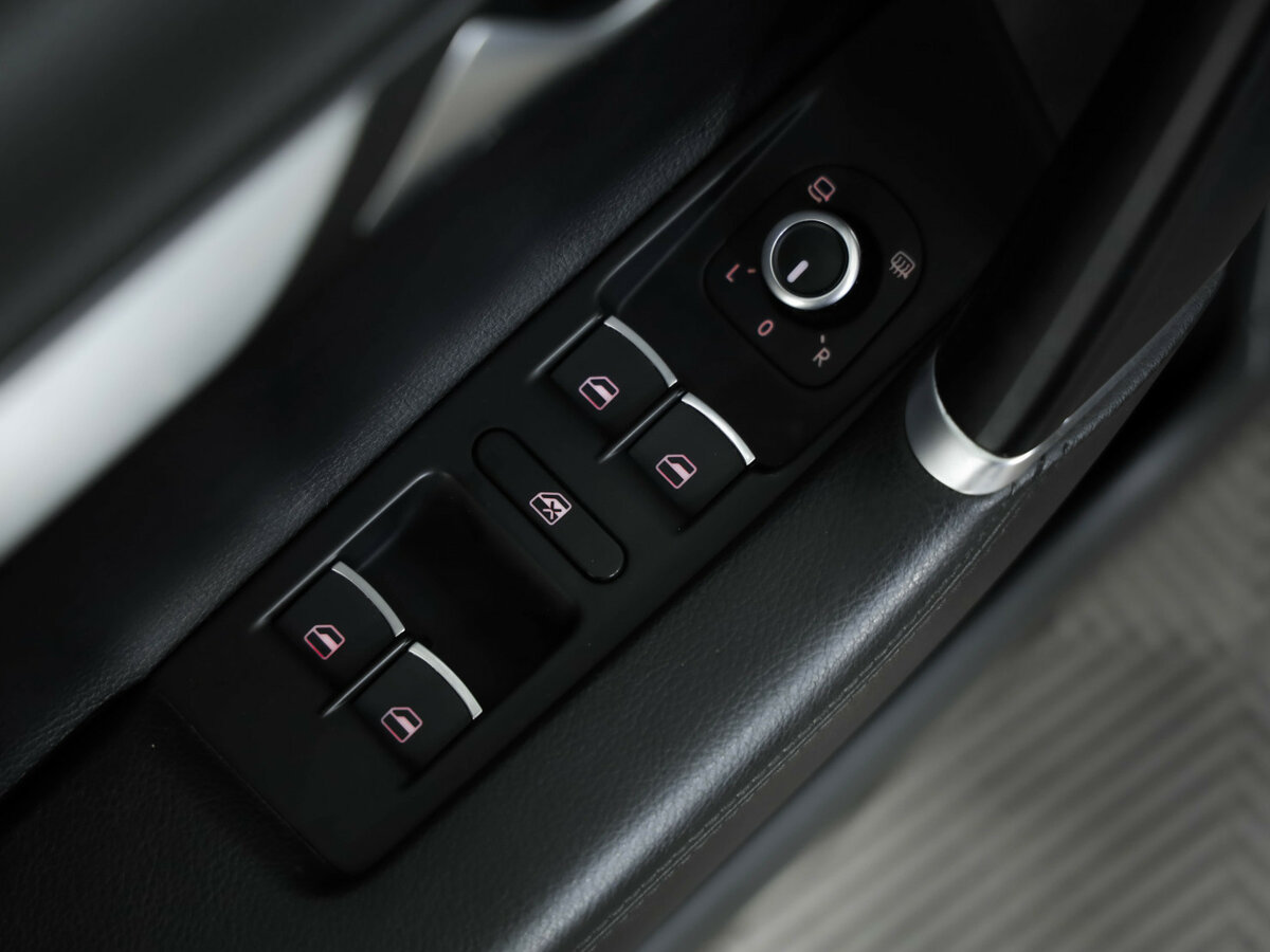 Volkswagen Passat 2014 года с пробегом. Фото: #25