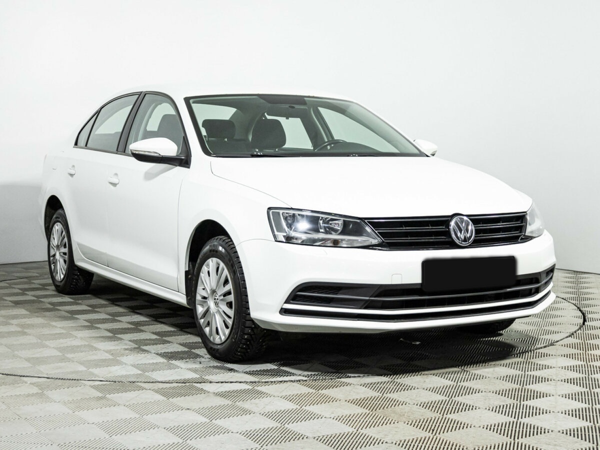 Volkswagen Jetta 2017 года с пробегом. Фото: #2