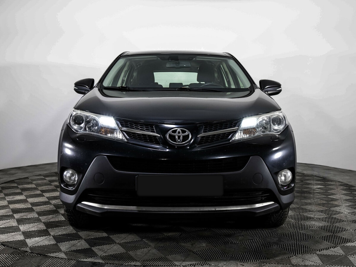Toyota RAV4 2013 года с пробегом. Фото: #1
