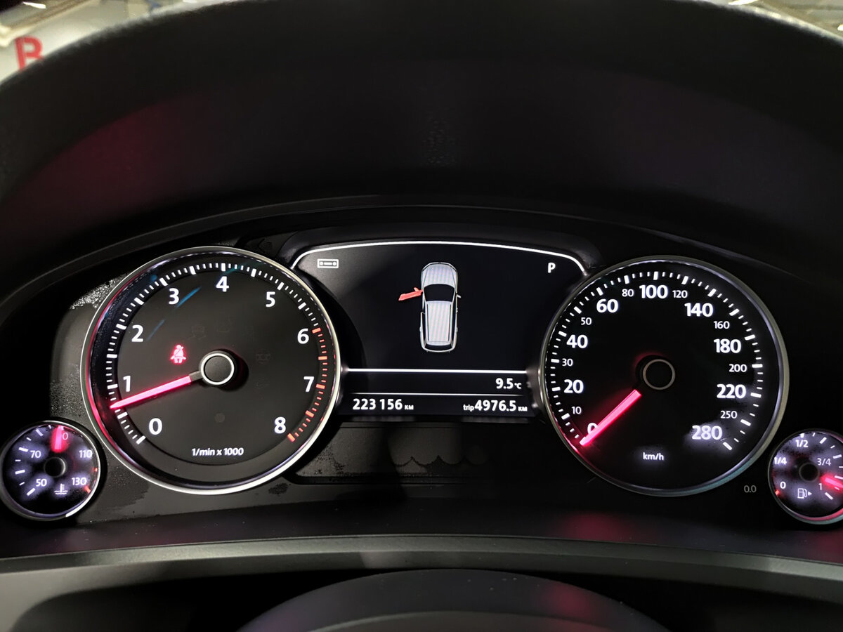 Volkswagen Touareg 2012 года с пробегом. Фото: #12