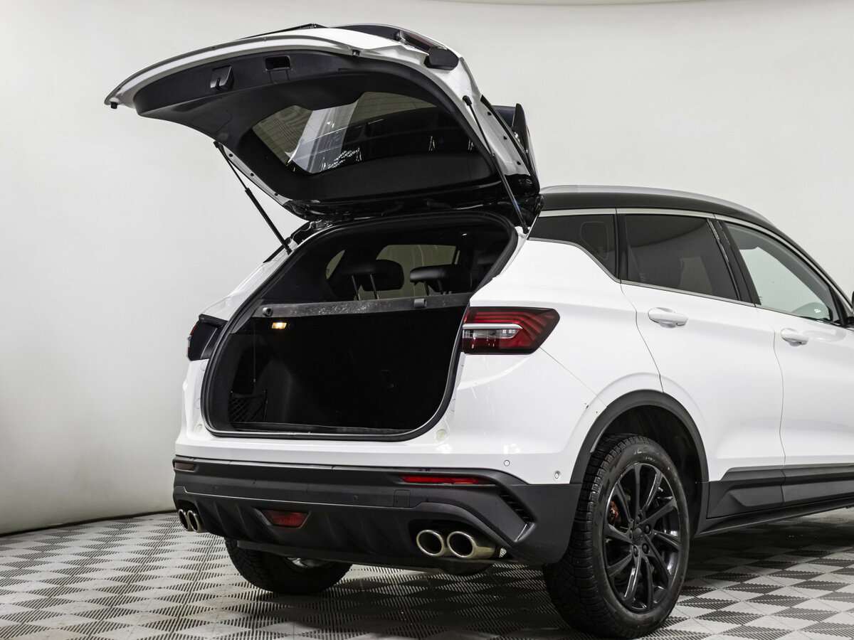 Geely Coolray 2022 года с пробегом. Фото: #16