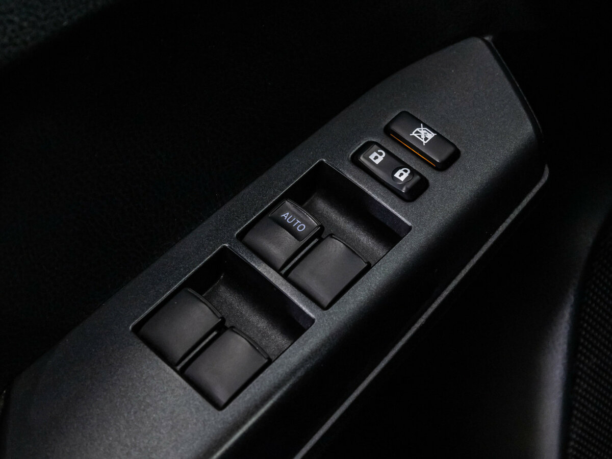 Toyota RAV4 2018 года с пробегом. Фото: #14